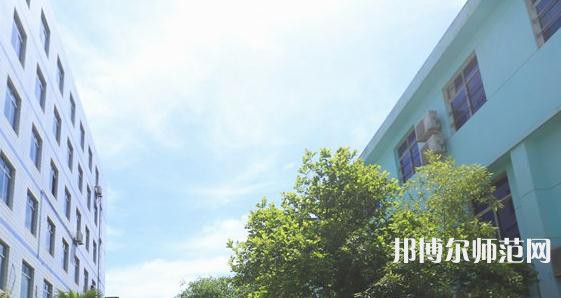 西安綜合幼師職業(yè)中等專業(yè)學(xué)校2023年報(bào)名條件、招生對(duì)象、招生要求